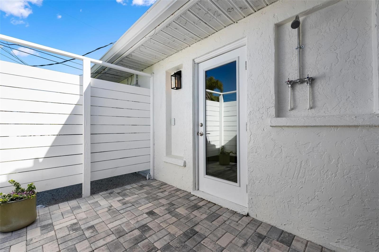 KEY ROYALE 13TH ADD - Residential