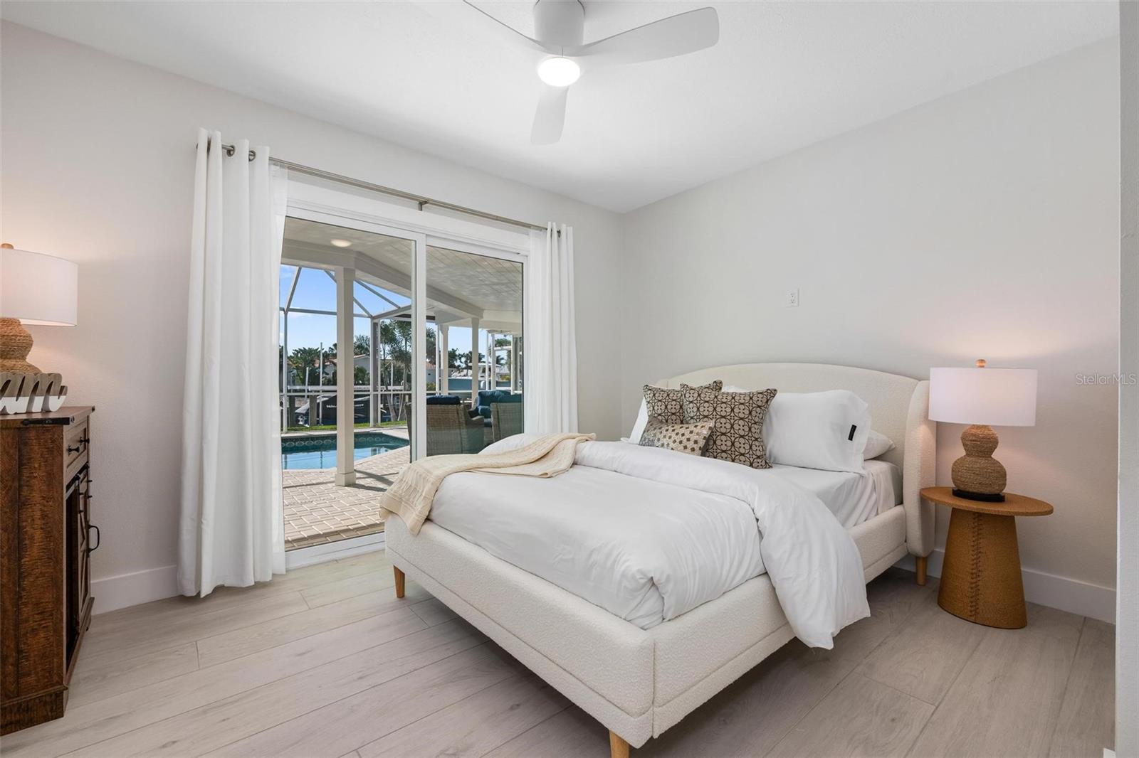 KEY ROYALE 13TH ADD - Residential