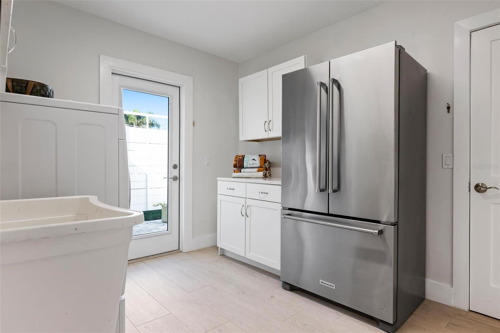 KEY ROYALE 13TH ADD - Residential