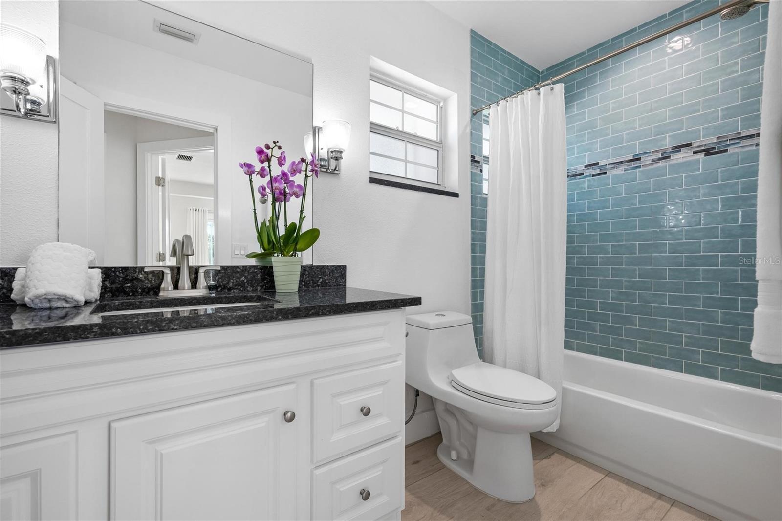 KEY ROYALE 13TH ADD - Residential