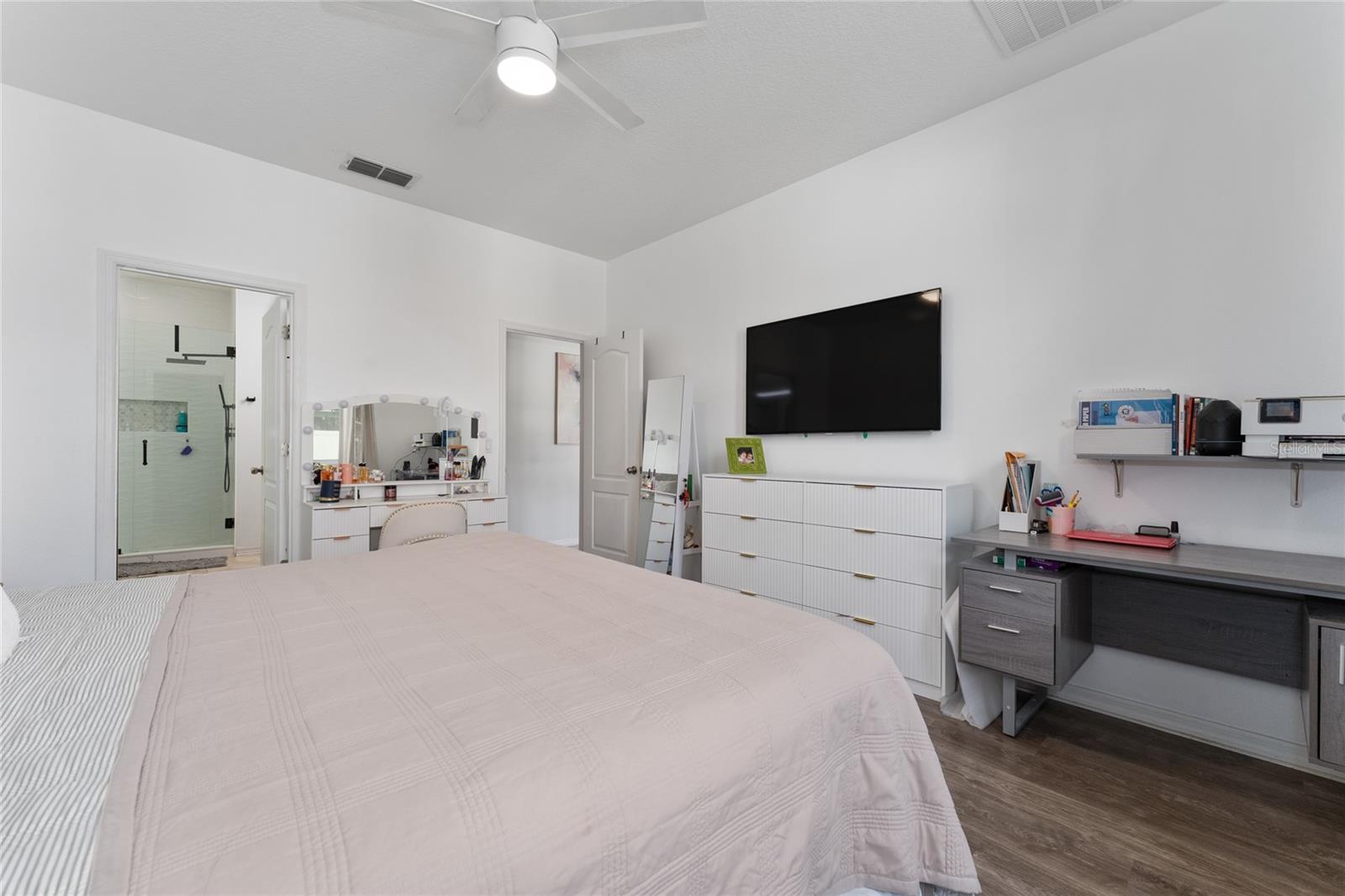 EAGLE BAY PH 4 - Residential