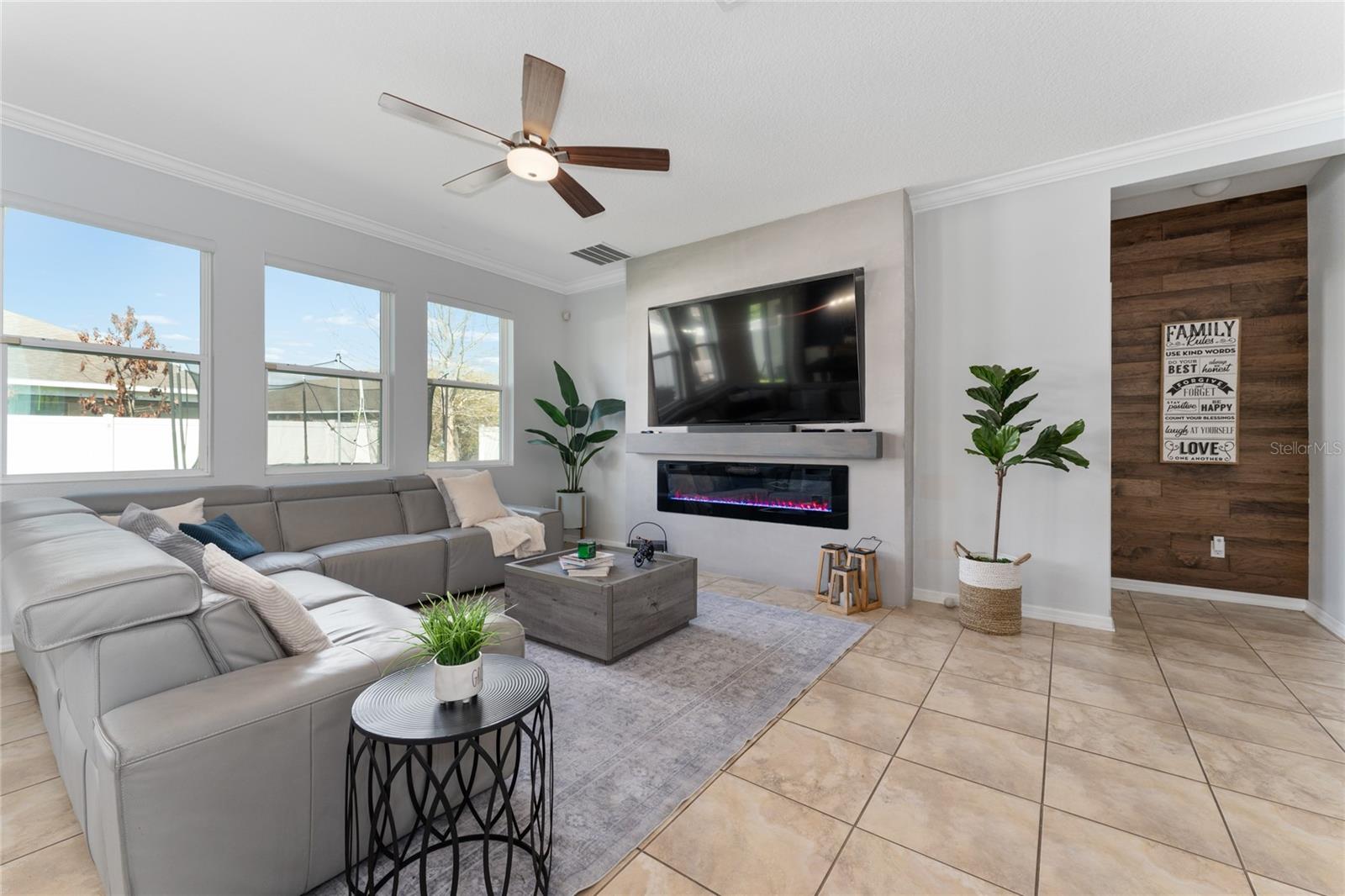 EAGLE BAY PH 4 - Residential