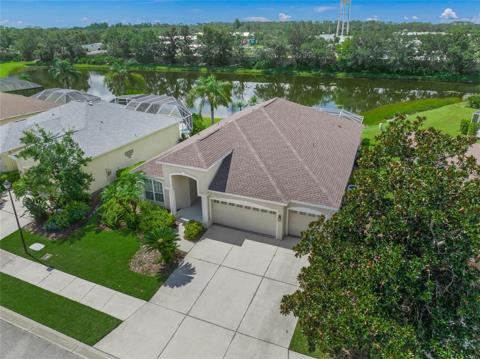 205 LONDONDERRY DRIVE