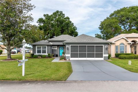 Photo of 11233 SW 73rd Circle, Ocala, FL 34476 (MLS # OM709369)
