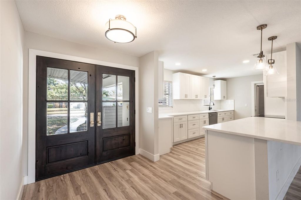 Photo of 418 Gilbert Road, Winter Park, FL 32792 (MLS # O6385950)