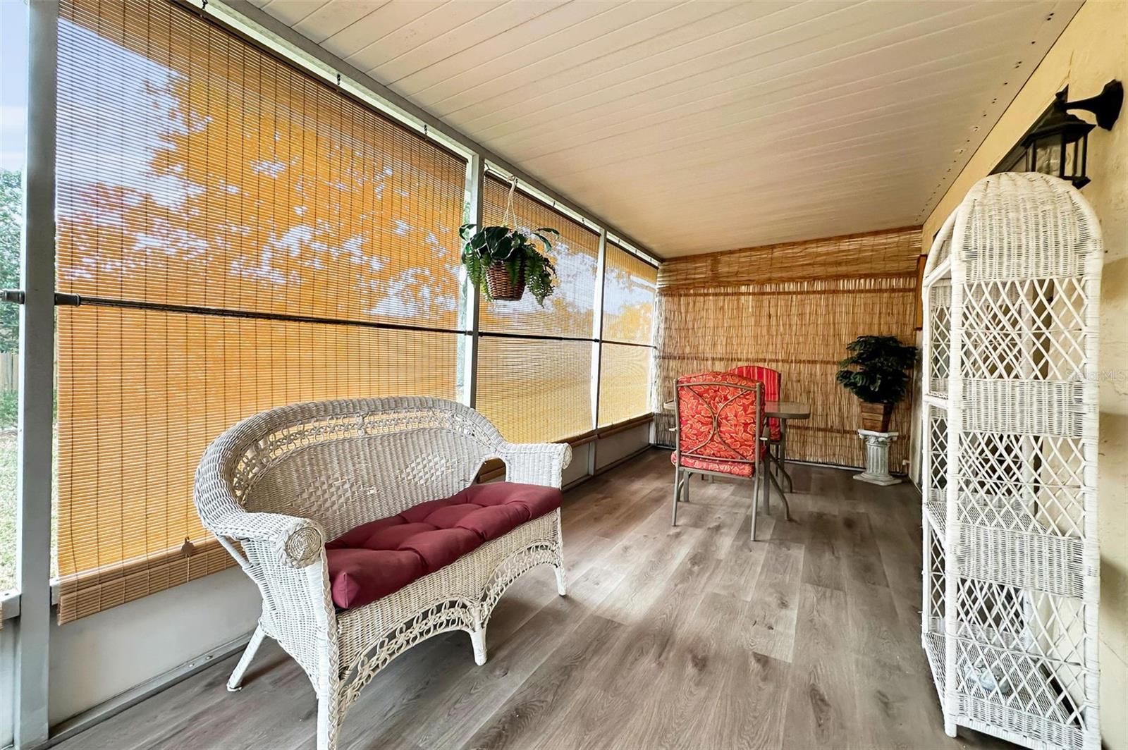 HEATHER HILL APTS - Residential