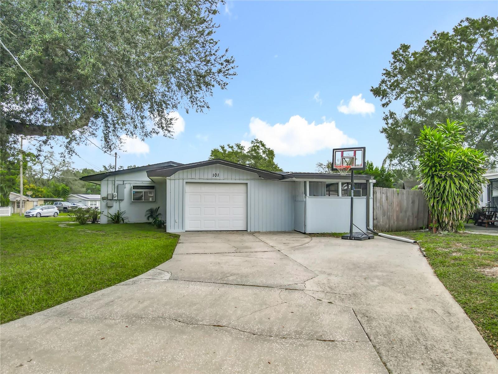 CALDWELL ESTATES - Residential