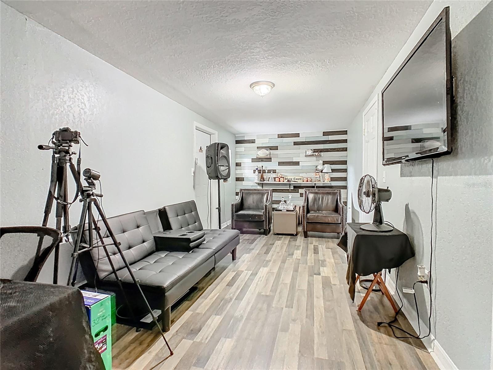 CALDWELL ESTATES - Residential