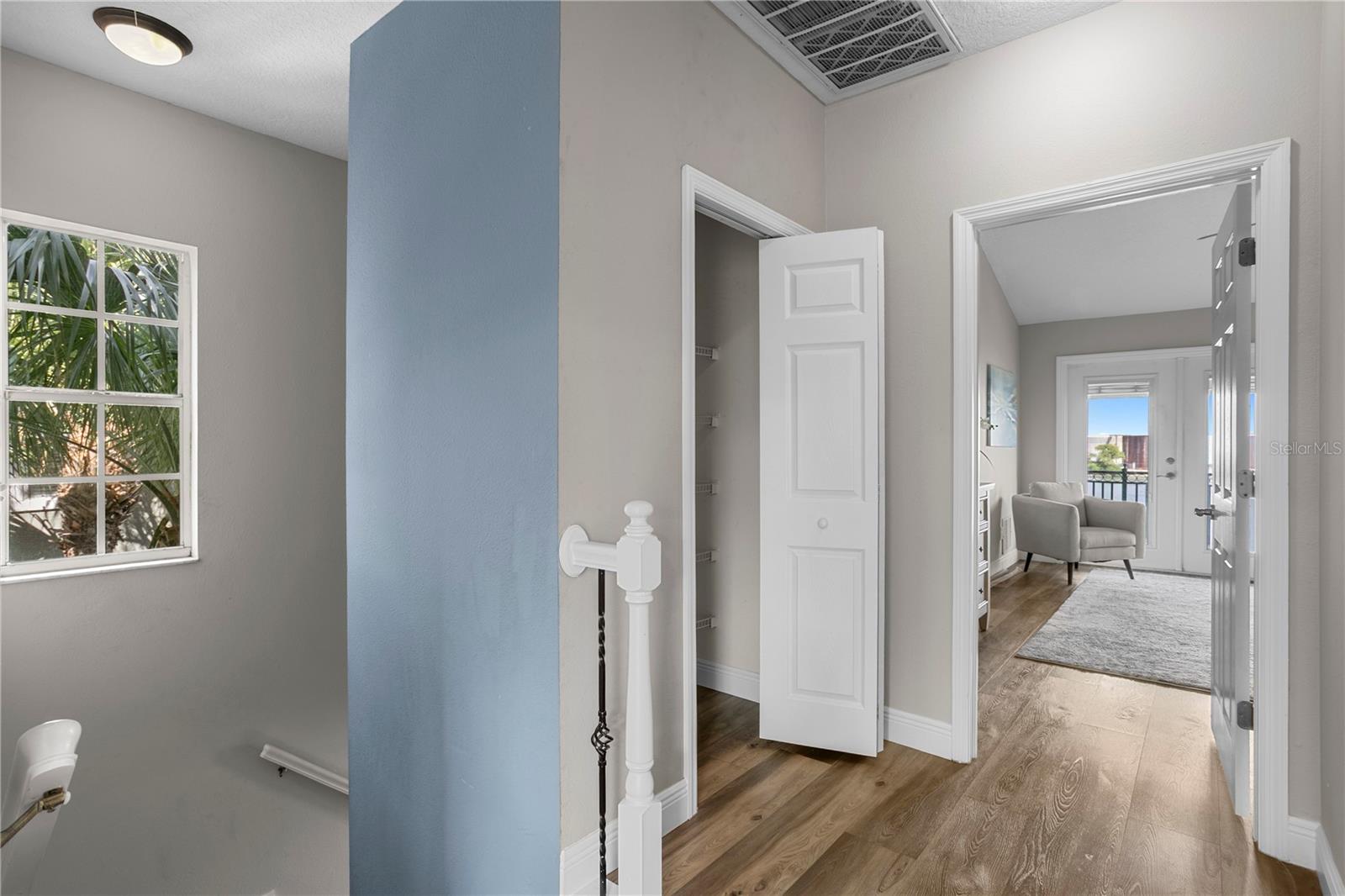 HARBOURSIDE AT HARBOUR ISLAND - Residential