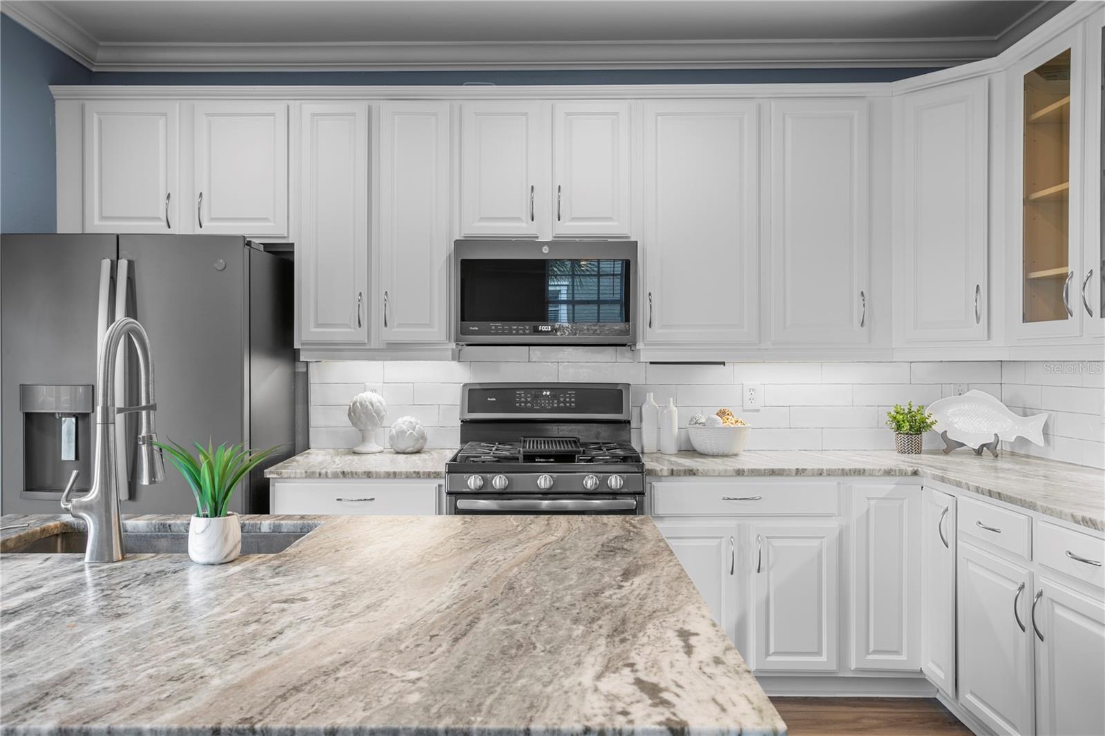 HARBOURSIDE AT HARBOUR ISLAND - Residential