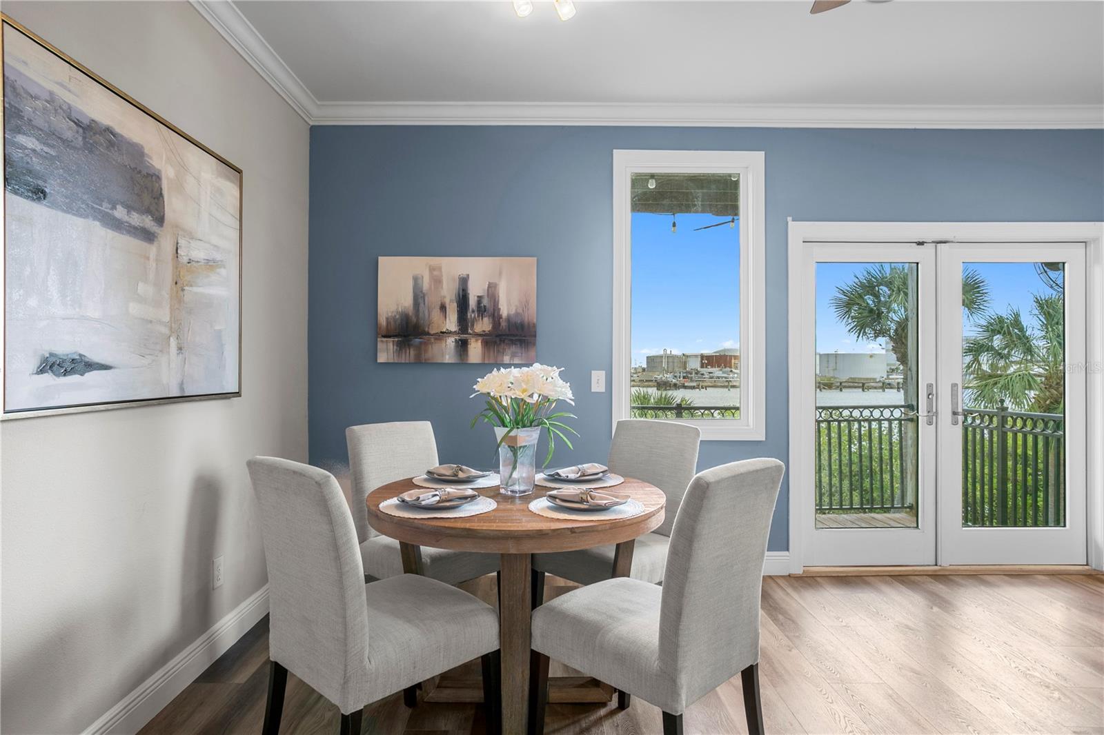 HARBOURSIDE AT HARBOUR ISLAND - Residential