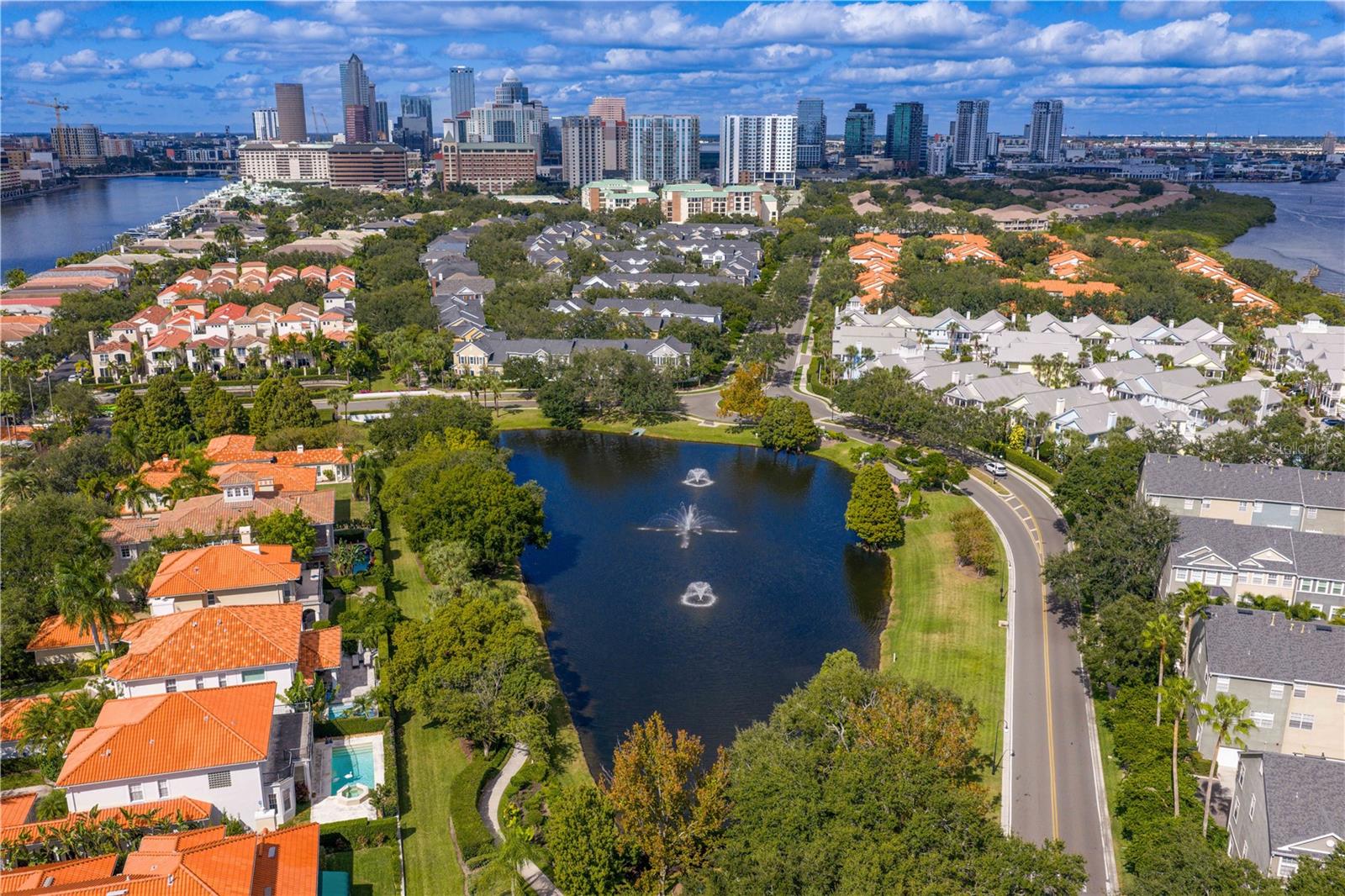 HARBOURSIDE AT HARBOUR ISLAND - Residential