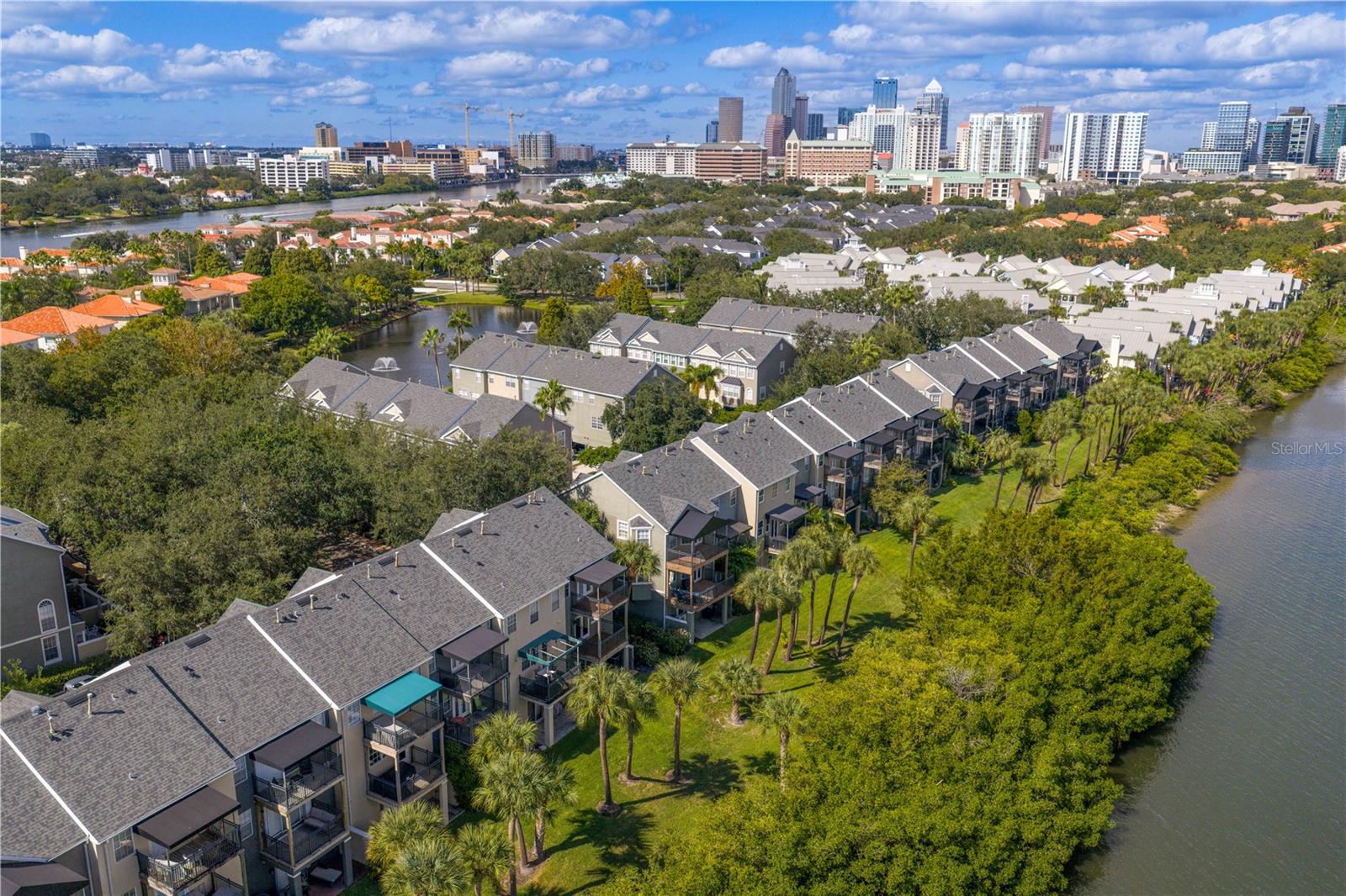 HARBOURSIDE AT HARBOUR ISLAND - Residential