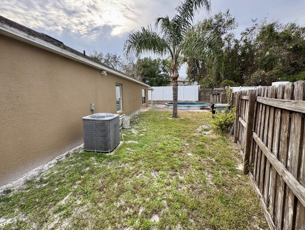 1208 HONEY ROAD
