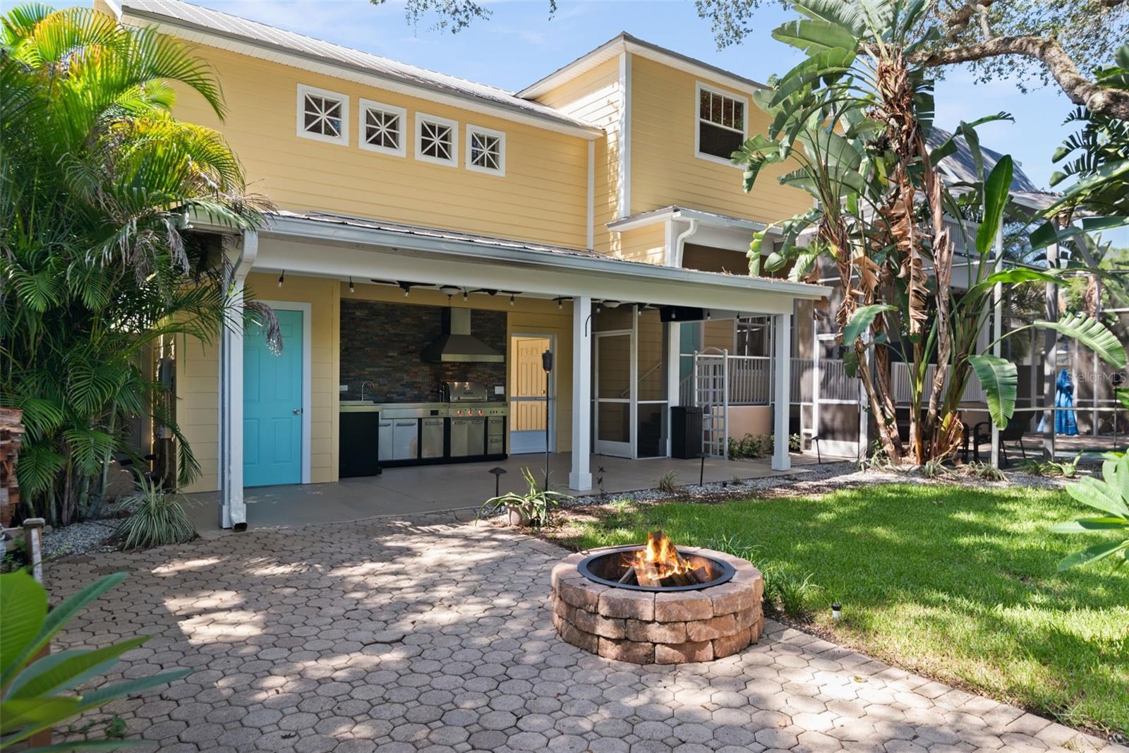 BAYHILL ESTATES - Residential