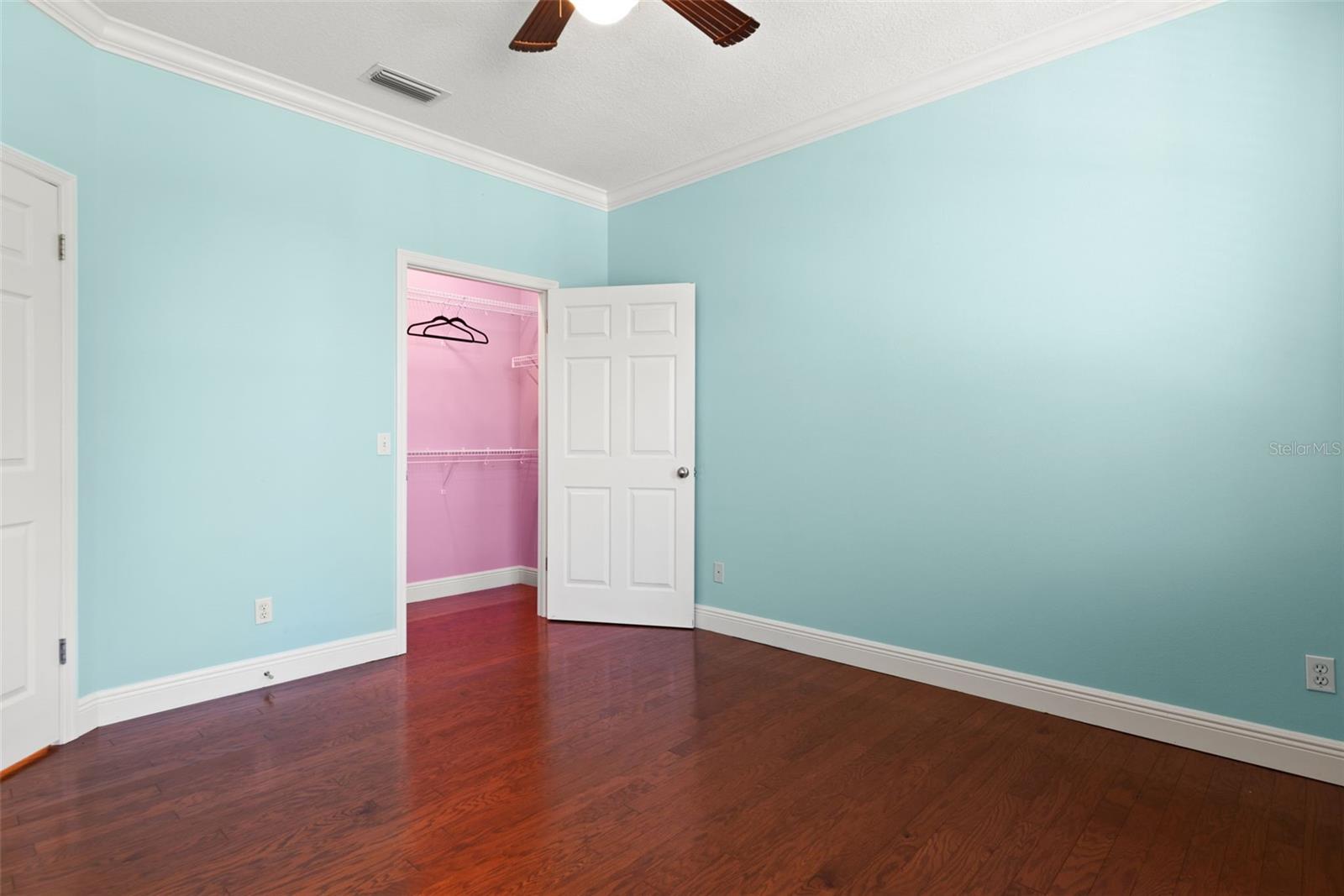 BAYHILL ESTATES - Residential