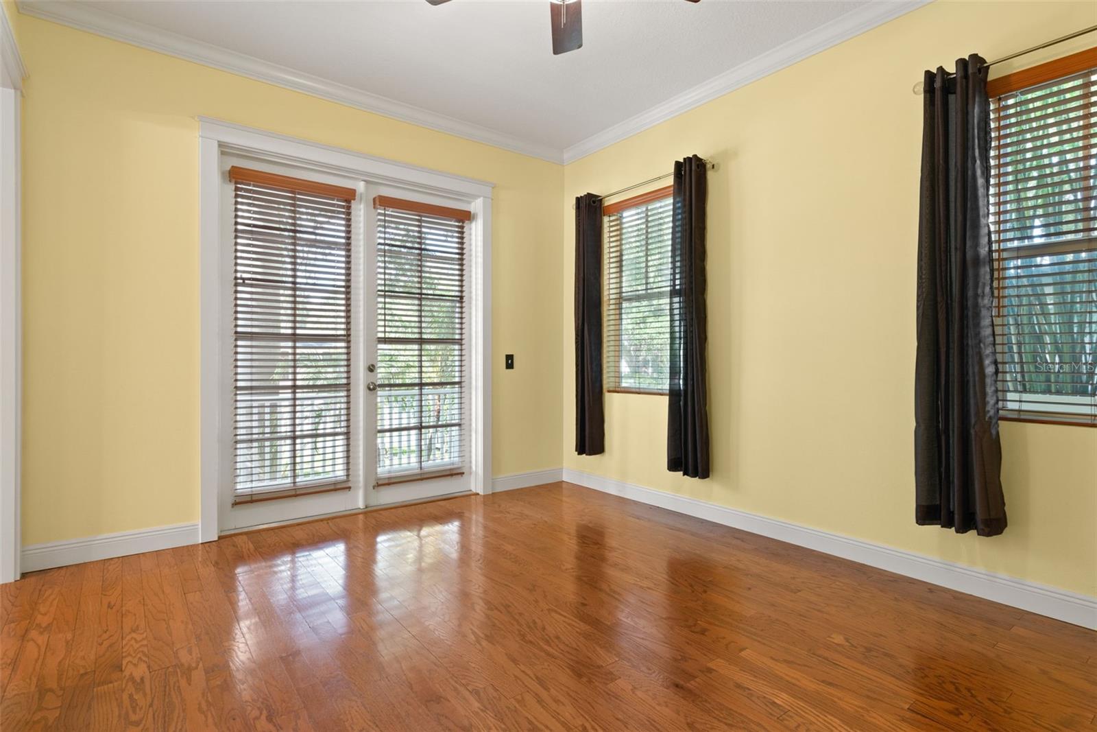 BAYHILL ESTATES - Residential