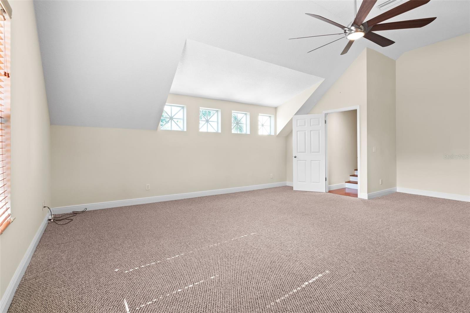 BAYHILL ESTATES - Residential