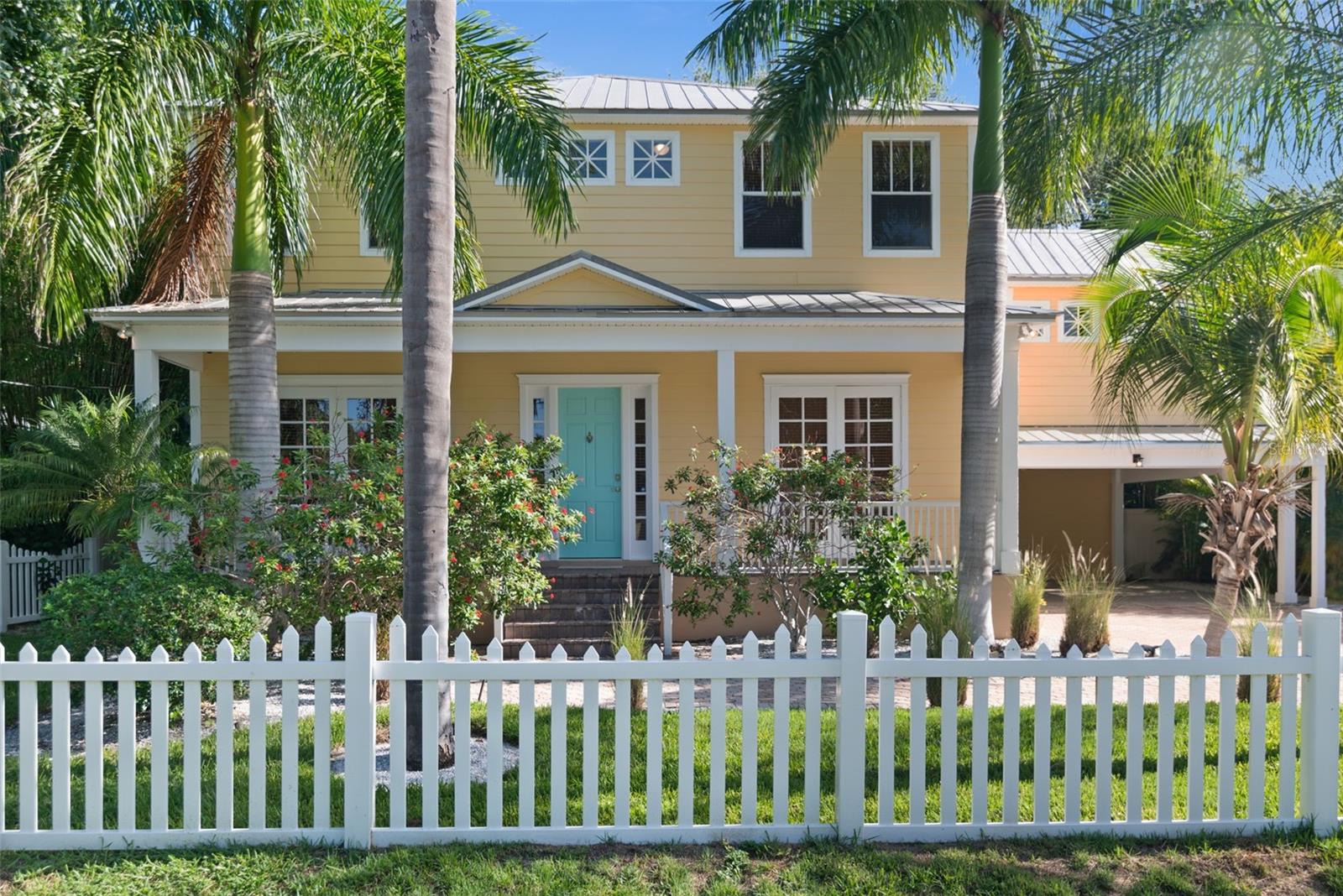 BAYHILL ESTATES - Residential