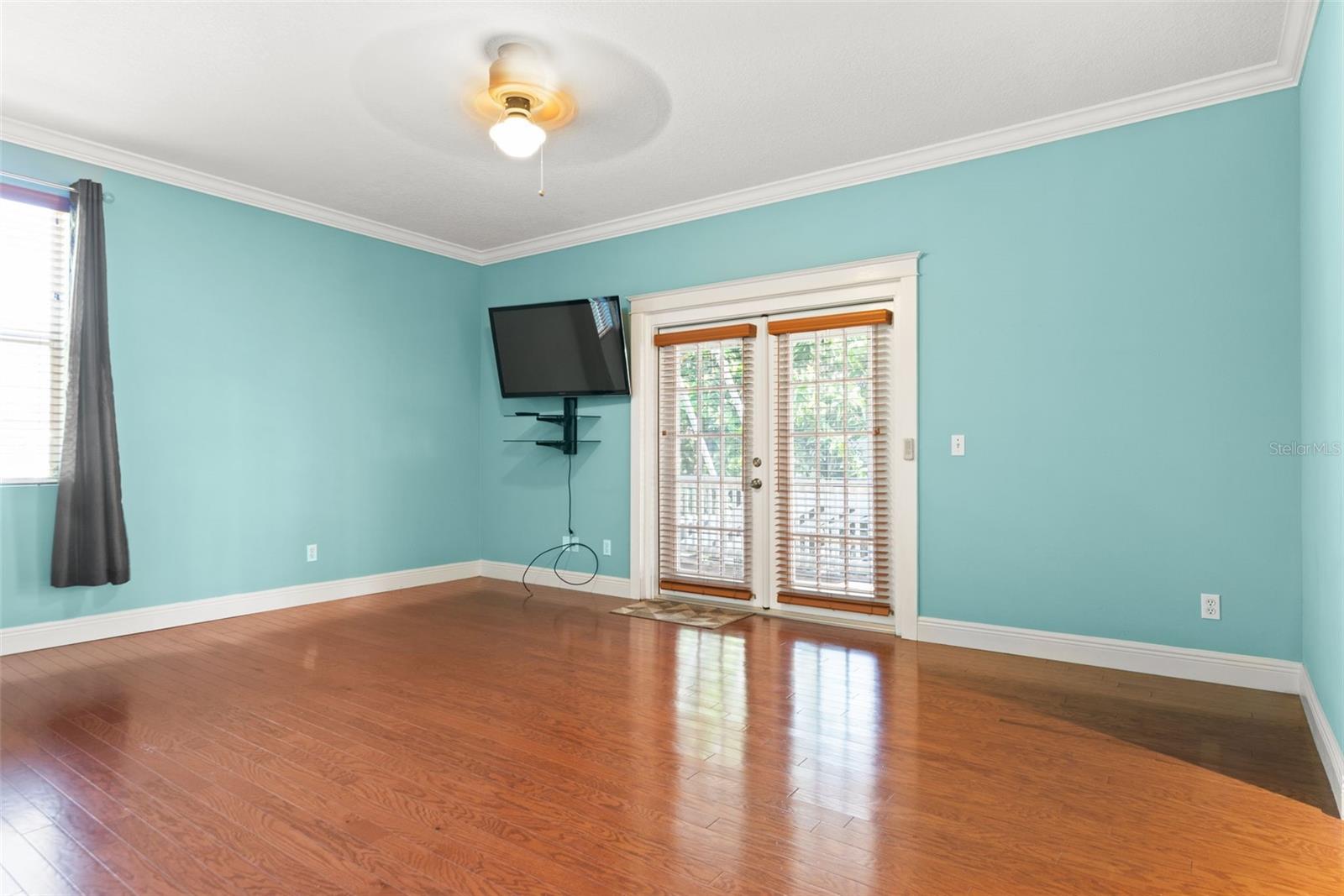 BAYHILL ESTATES - Residential