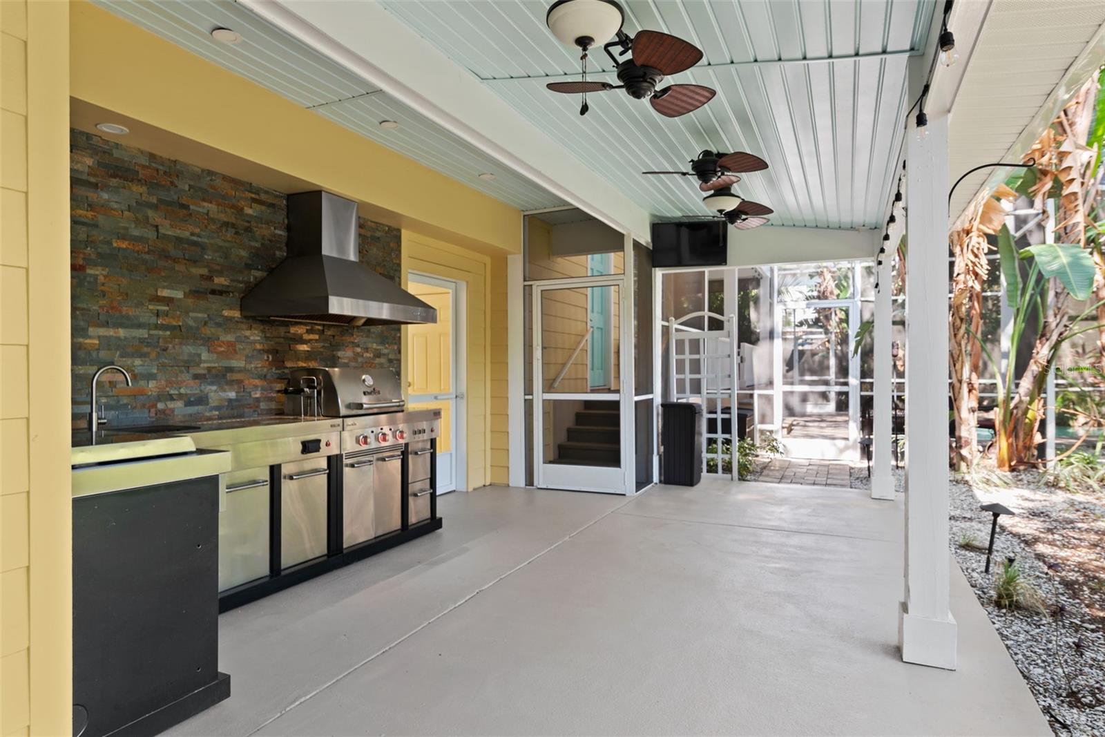 BAYHILL ESTATES - Residential