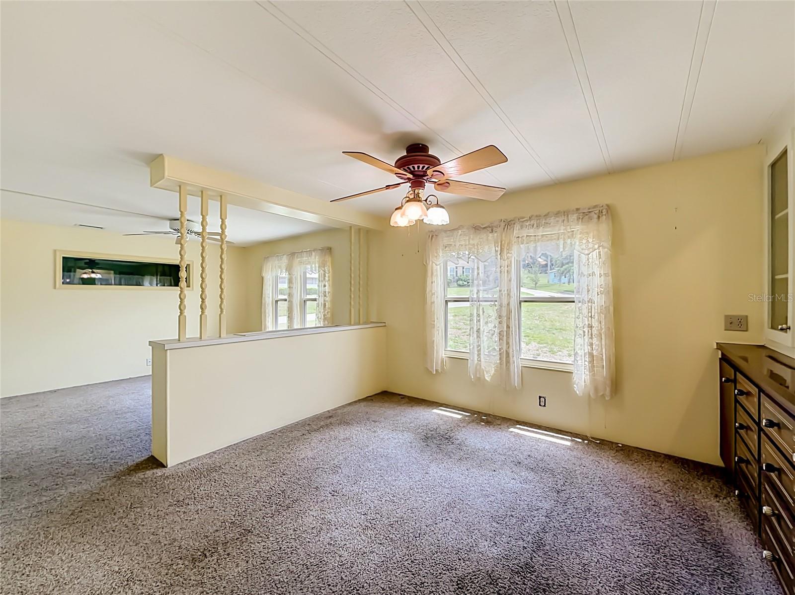 OAK GROVE VILLAGE CONDO CB 4/106 UNIT 14 - Residential