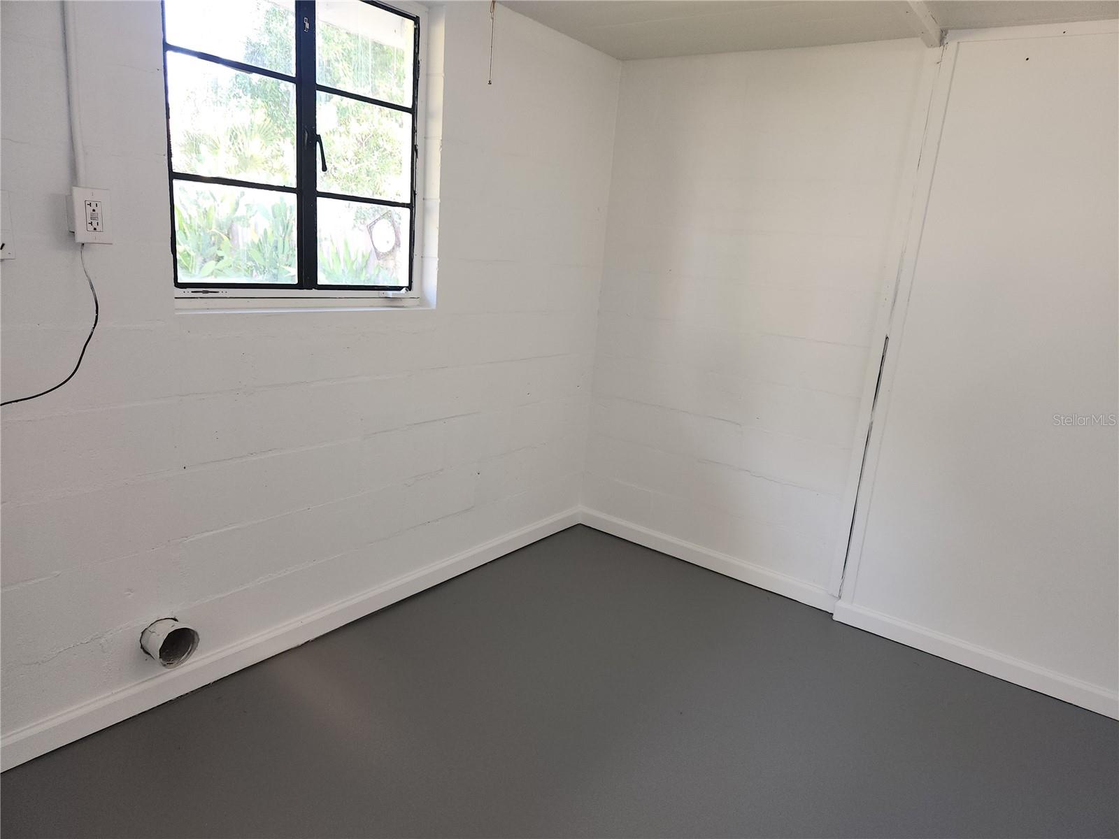 BROADWAY COURT OF INDIAN BEACH - Residential Lease