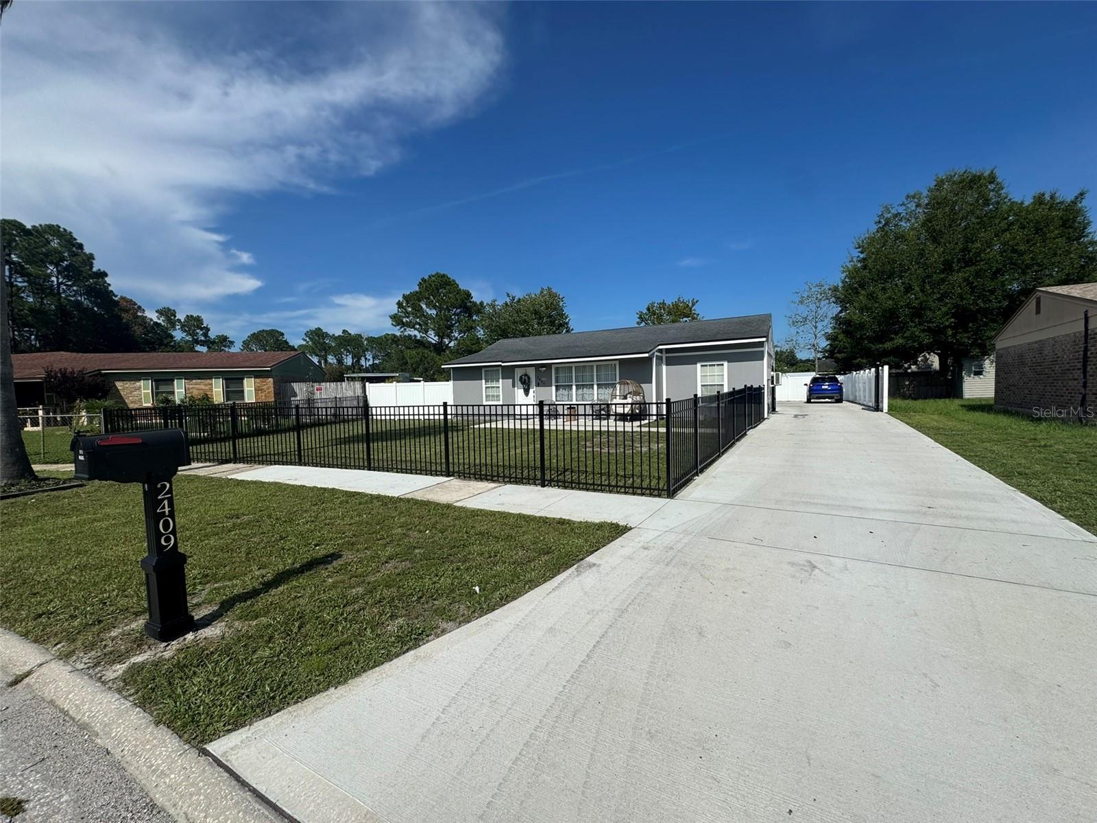 ALDEN TRACE - Residential Lease