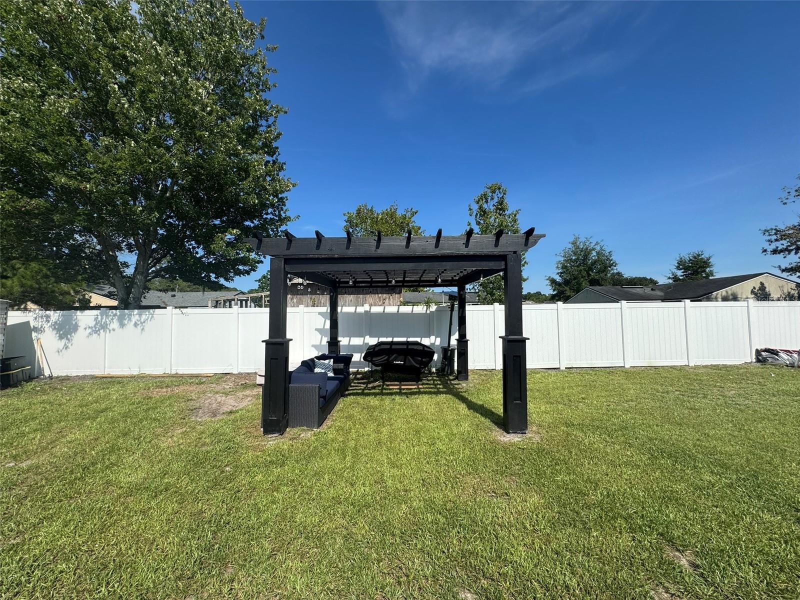 ALDEN TRACE - Residential Lease