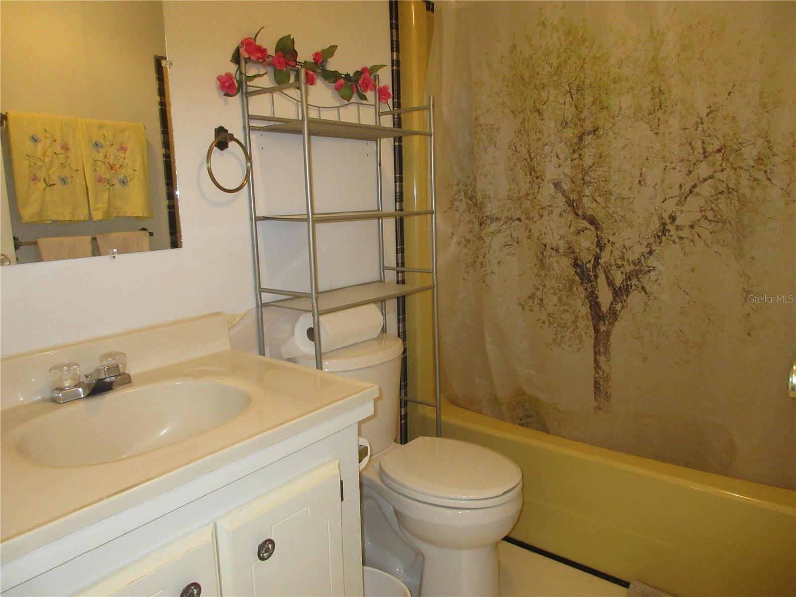 SILVER LAKES ACRES - Residential