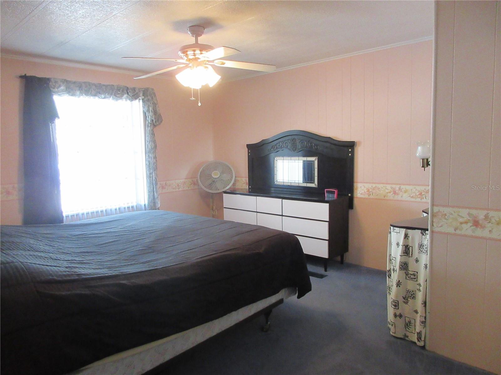 SILVER LAKES ACRES - Residential