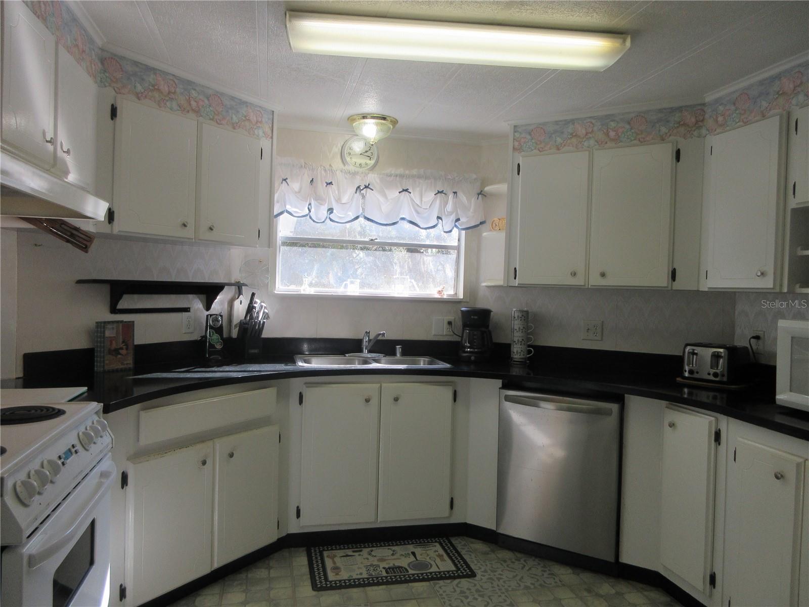 SILVER LAKES ACRES - Residential