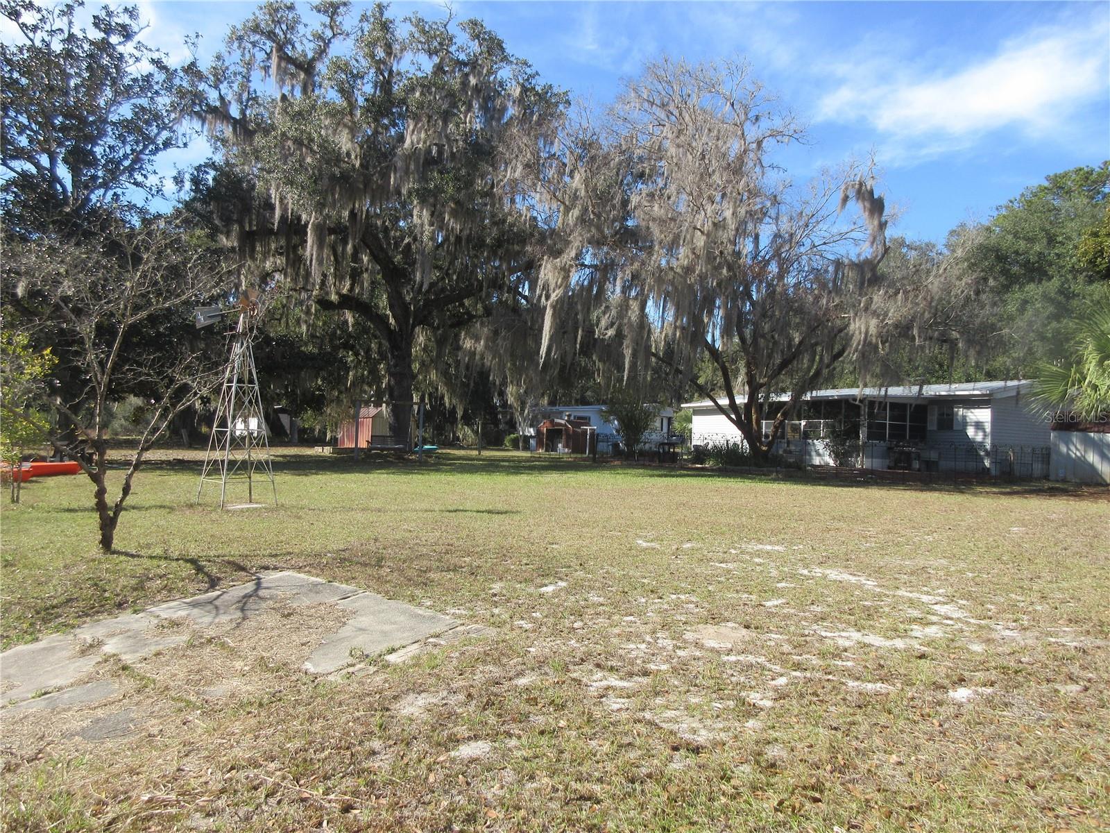 SILVER LAKES ACRES - Residential