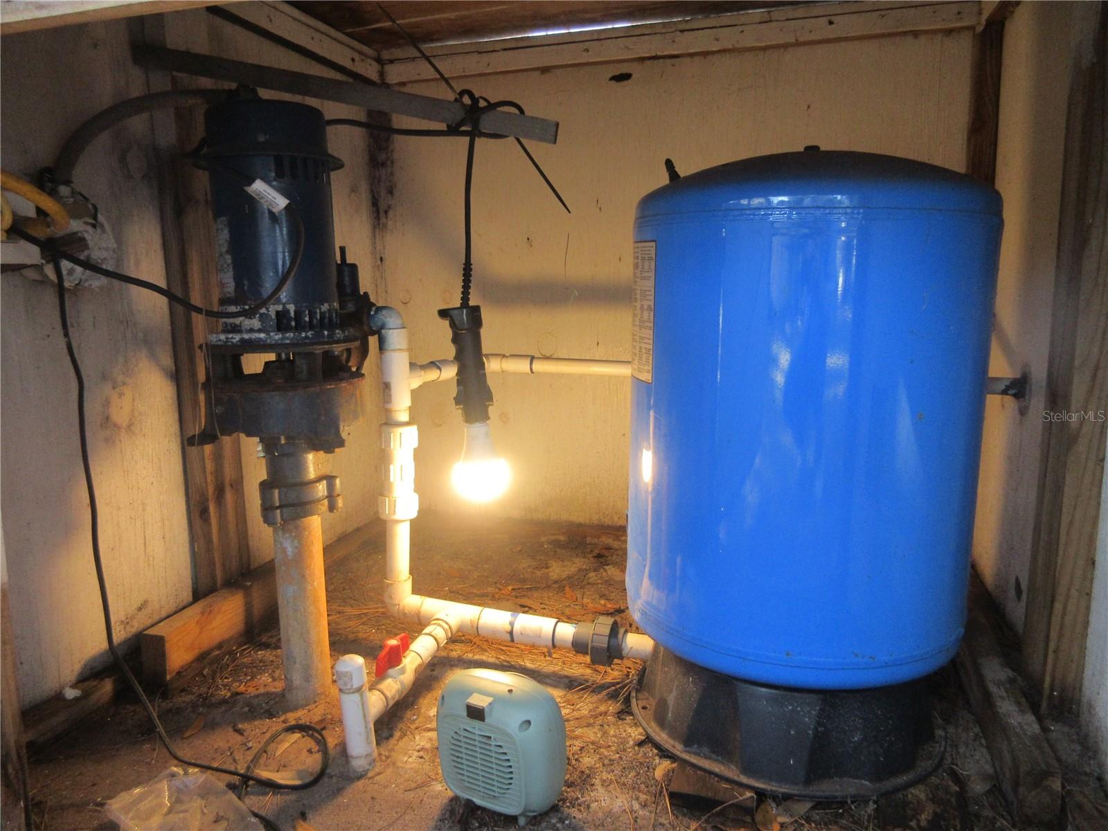 SILVER LAKES ACRES - Residential