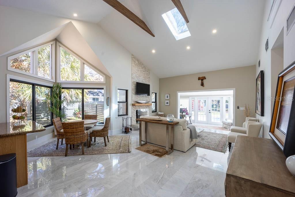 WINDERMERE TOWN - Residential