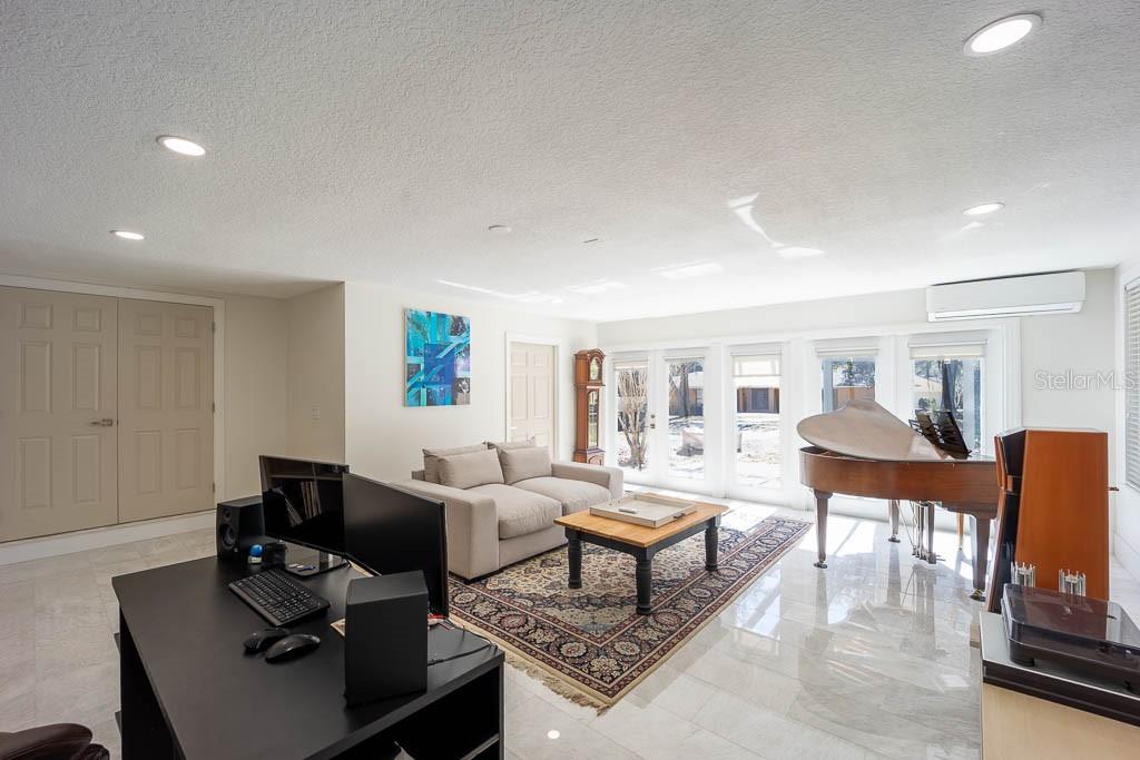 WINDERMERE TOWN - Residential