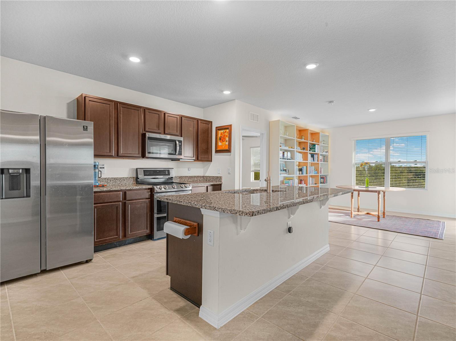 LAKES/LAUREL HLNDS PH 2B - Residential