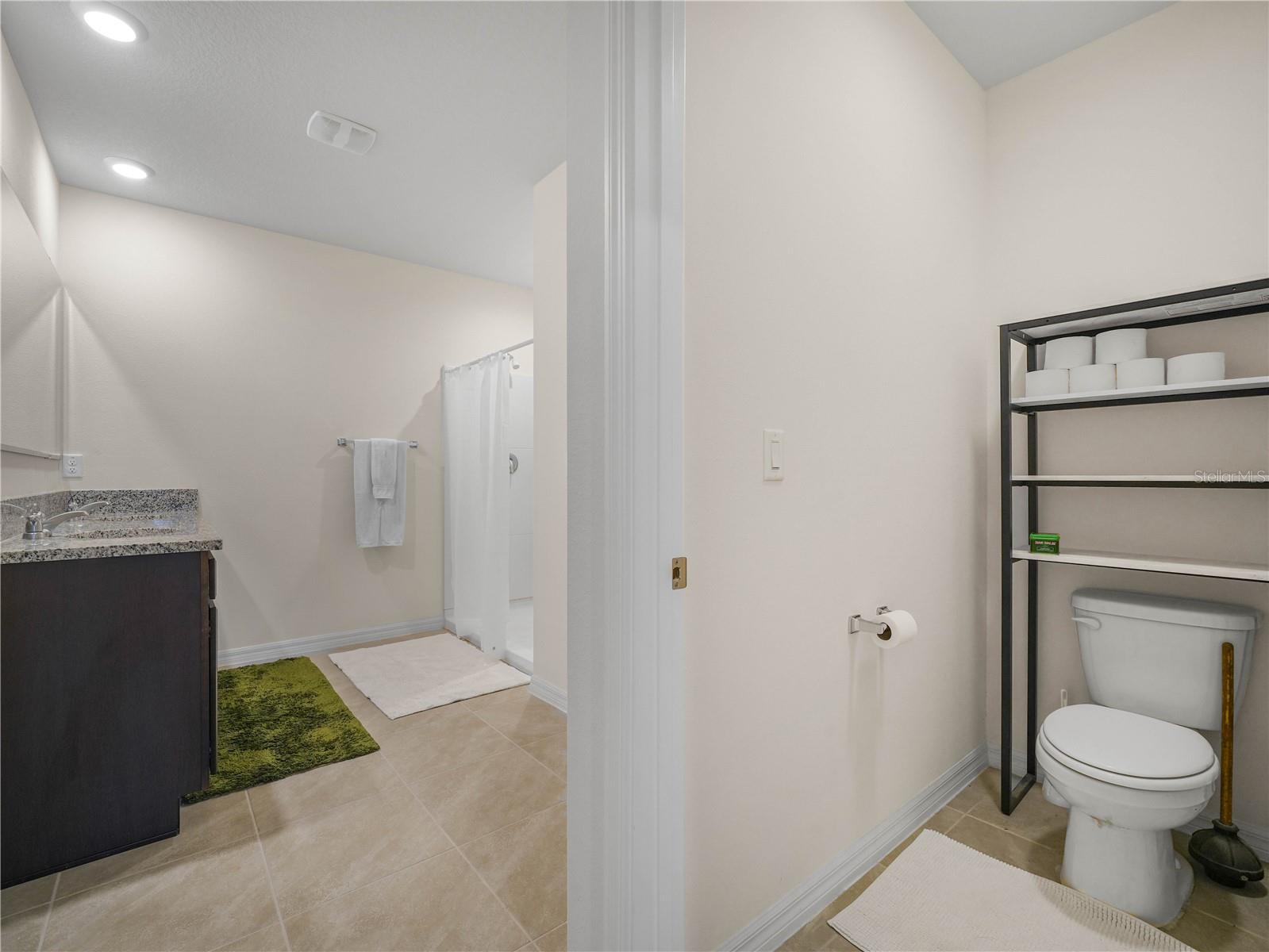 LAKES/LAUREL HLNDS PH 2B - Residential