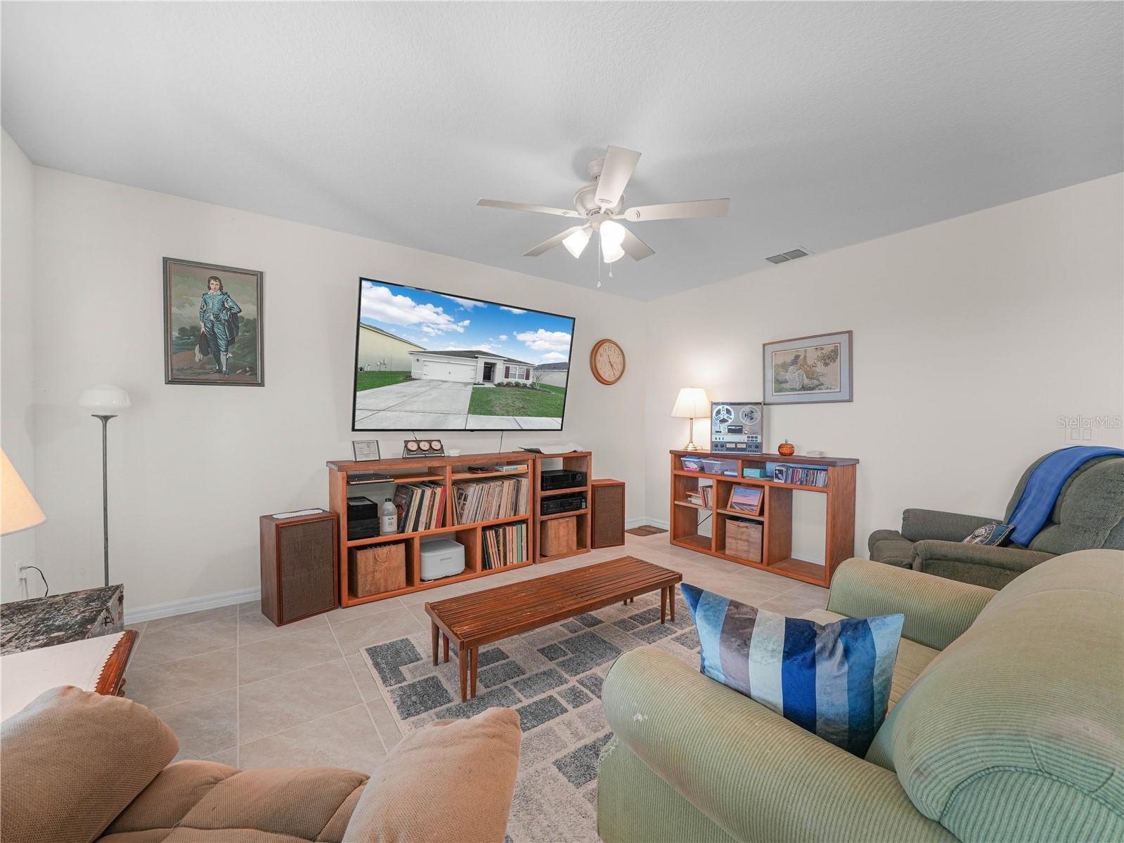 LAKES/LAUREL HLNDS PH 2B - Residential