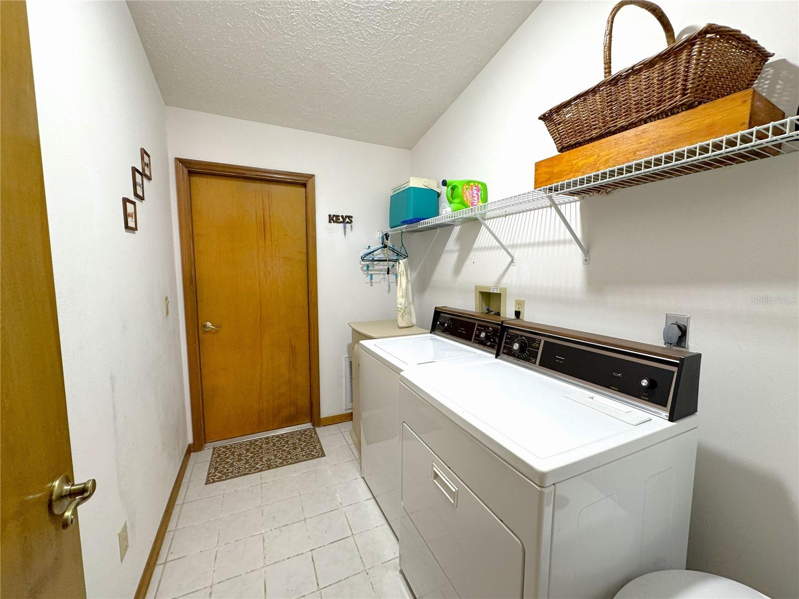 INVERNESS HIGHLANDS SOUTH - Residential Lease