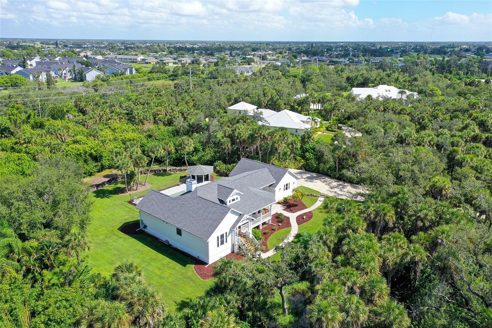 HERITAGE OAKS AT SHAMROCK SHORES 1ST ADD - Residential