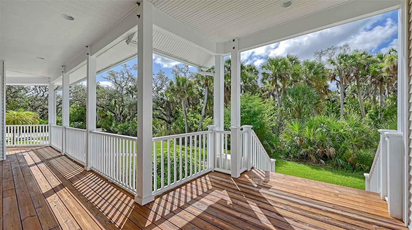 HERITAGE OAKS AT SHAMROCK SHORES 1ST ADD - Residential