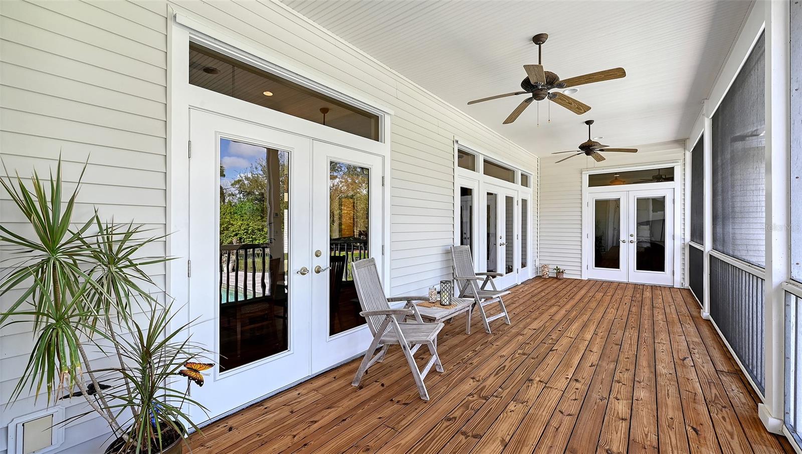 HERITAGE OAKS AT SHAMROCK SHORES 1ST ADD - Residential