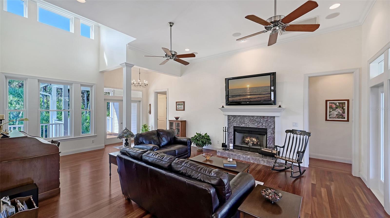 HERITAGE OAKS AT SHAMROCK SHORES 1ST ADD - Residential