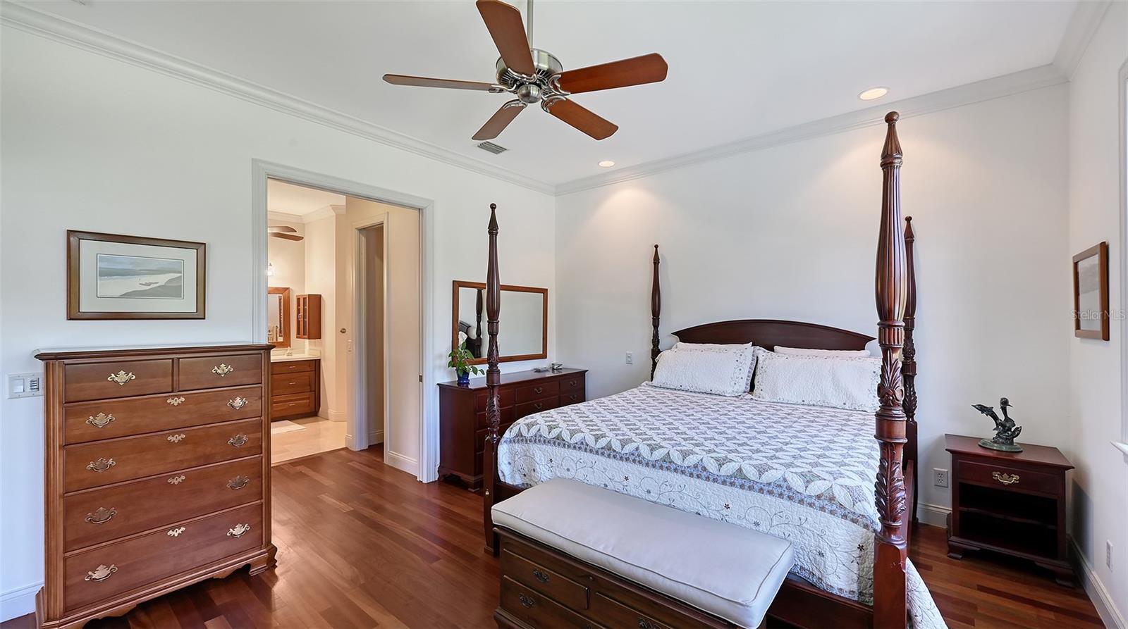 HERITAGE OAKS AT SHAMROCK SHORES 1ST ADD - Residential