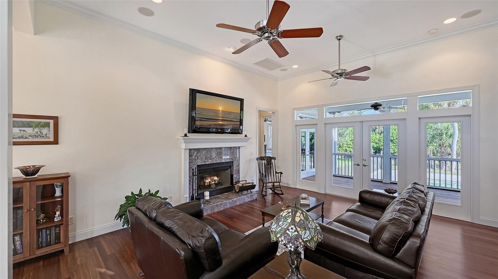 HERITAGE OAKS AT SHAMROCK SHORES 1ST ADD - Residential