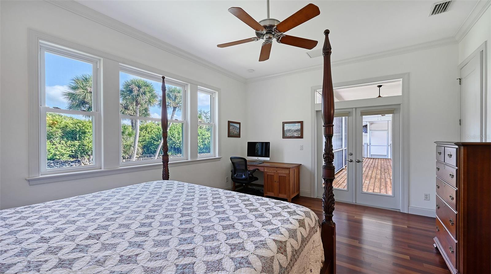 HERITAGE OAKS AT SHAMROCK SHORES 1ST ADD - Residential