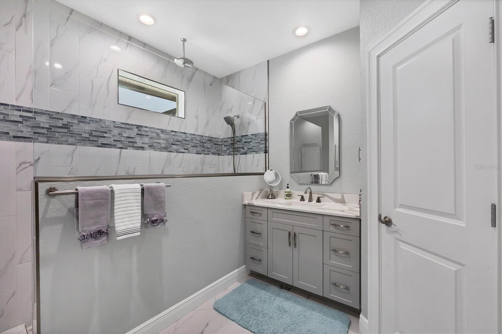 ROTONDA WEST PINE VALLEY - Residential