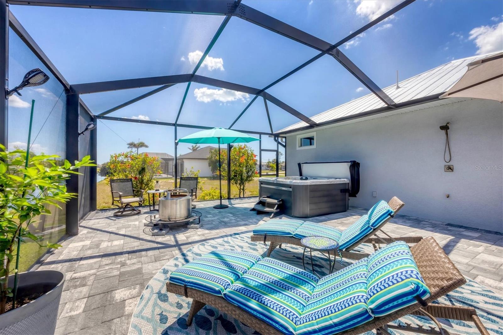 ROTONDA WEST PINE VALLEY - Residential