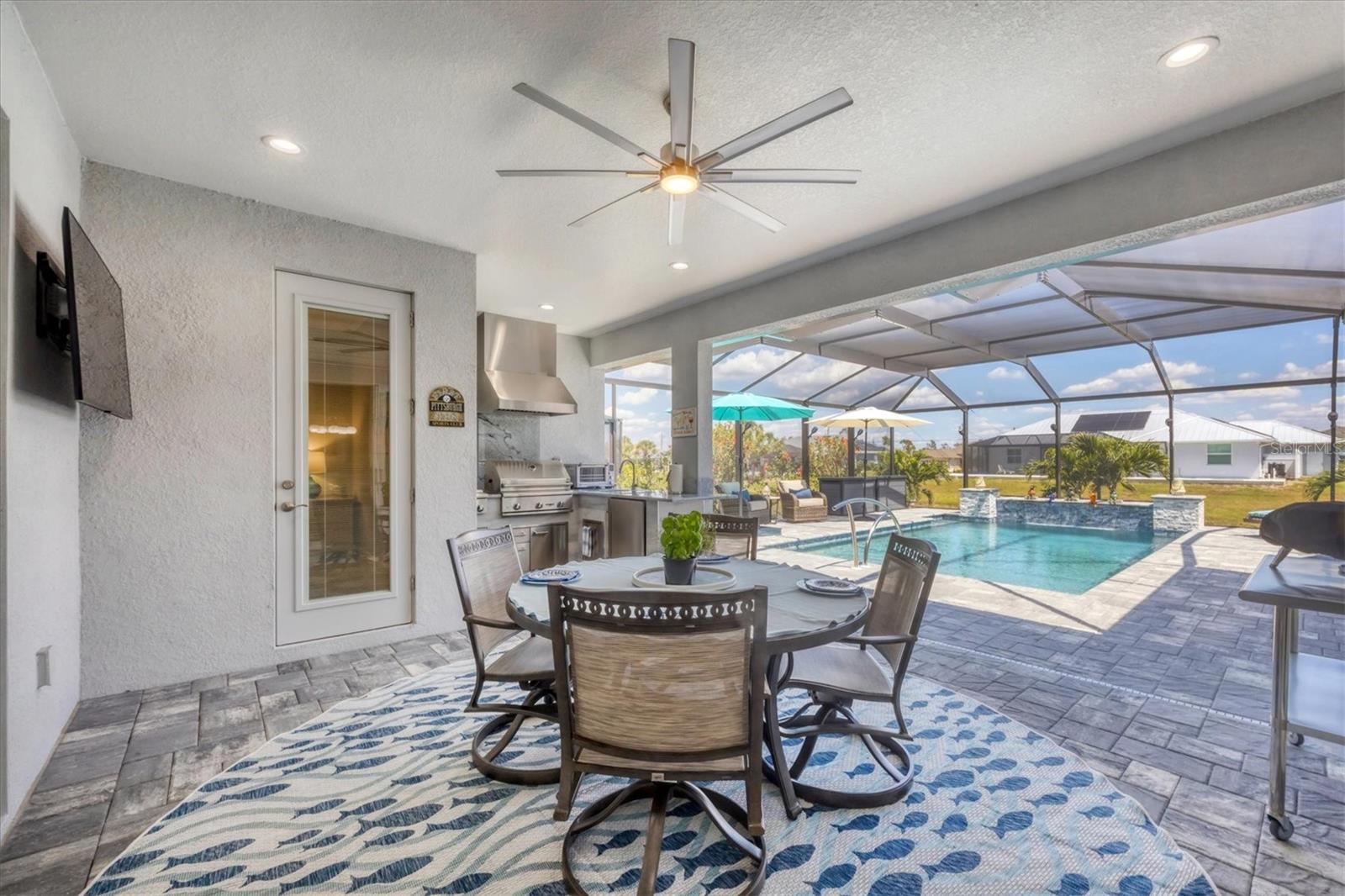 ROTONDA WEST PINE VALLEY - Residential